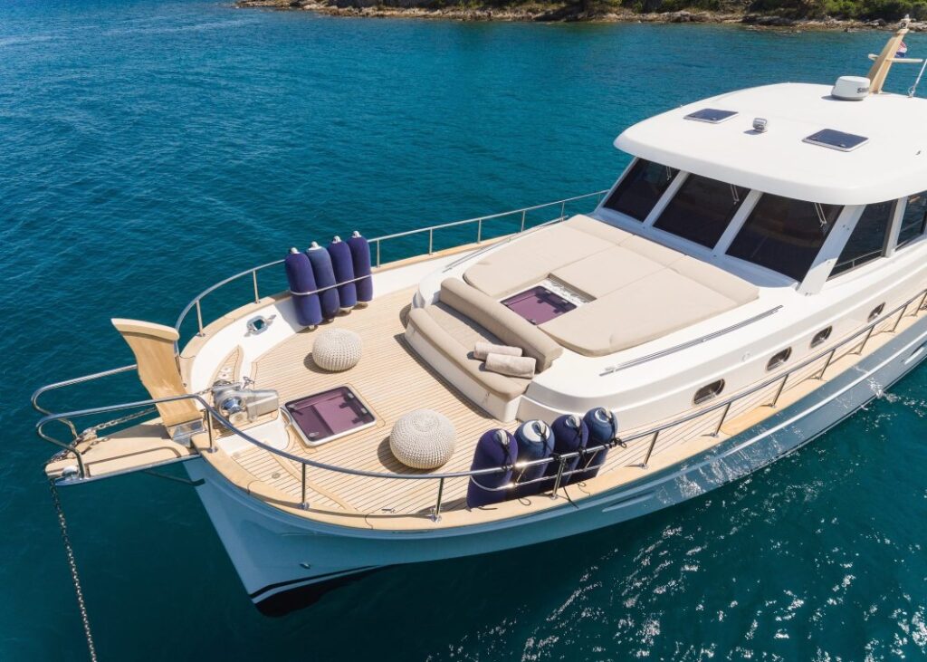 Menorquin Private Rental Cruise